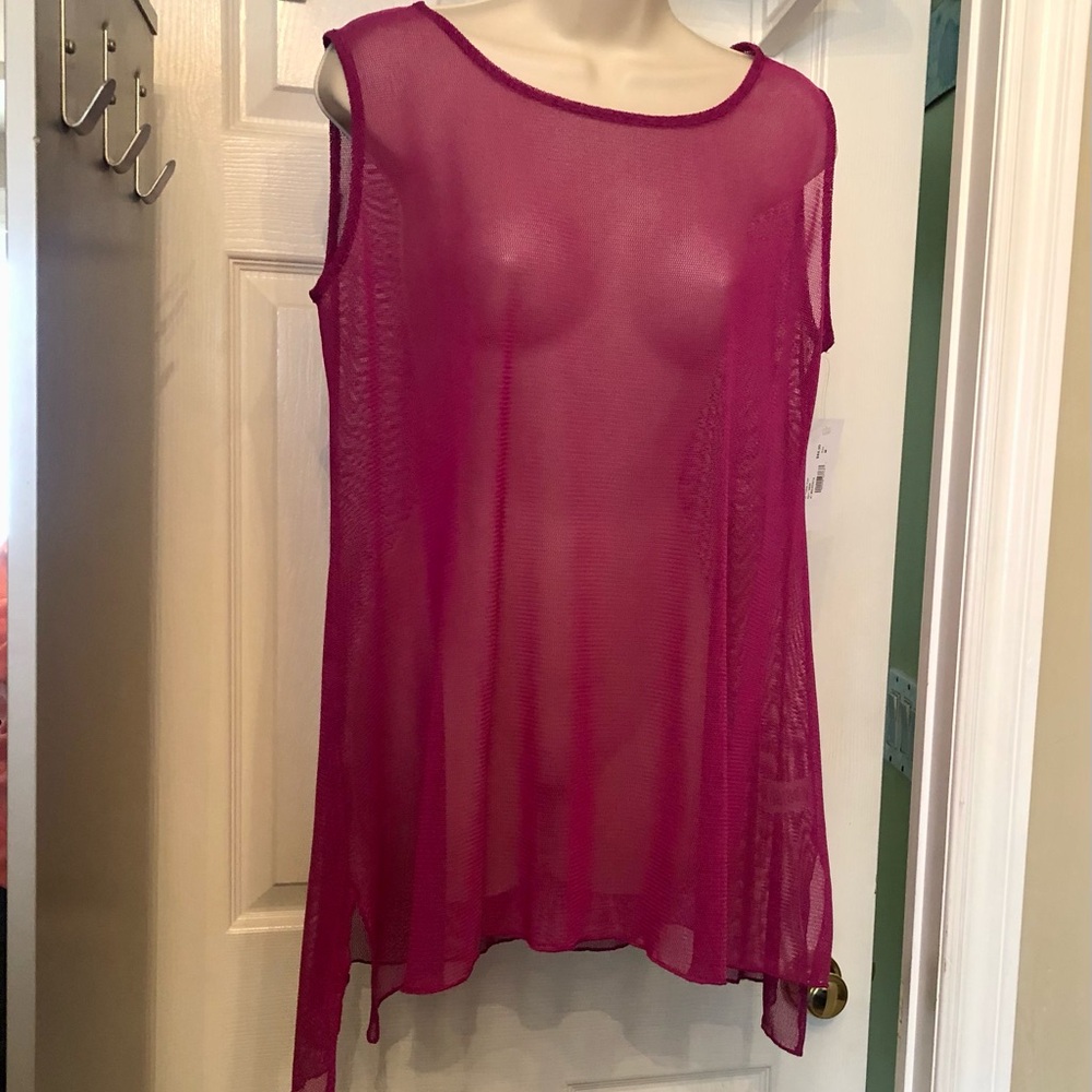 IC by Connie K Sheer Mesh Fuchsia Sleeveless Top Size Medium. BNWT